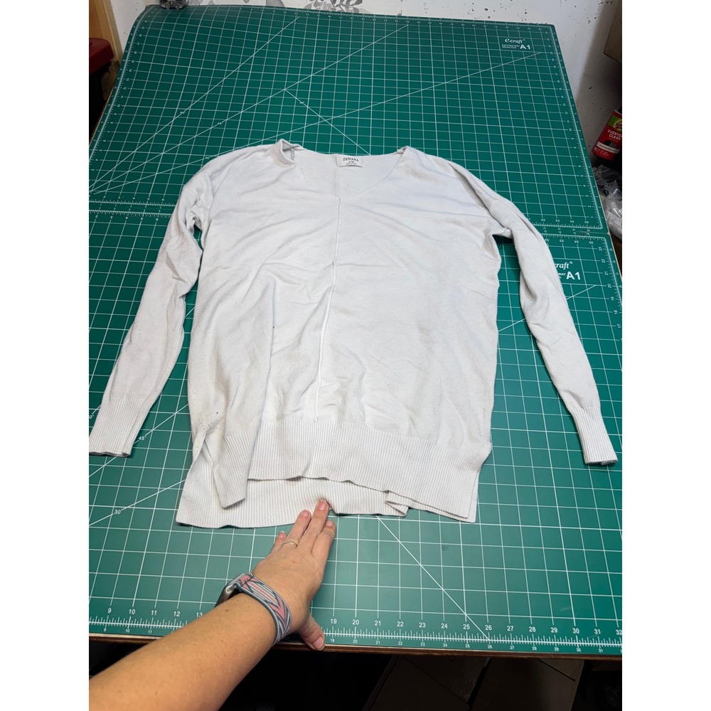 Zenana Women Light Gray V-Neck Long Sleeve Sweater Relaxed Fit Size S/M